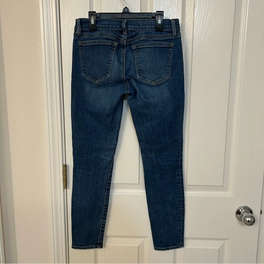 2 Pairs of Gap 1969 Legging Jeans in Stylish Blue and Dark Blue Size 27 Short - Picture 6 of 10